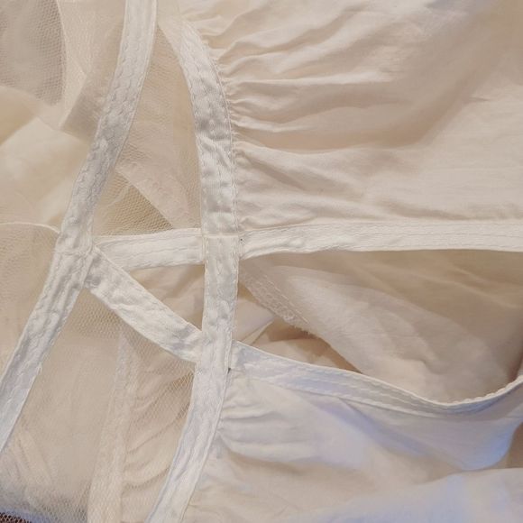 Trelise Cooper Beautiful lace boho Hippie Cut out shoulder blouse - Picture 8 of 8